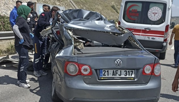 Gaziantep'te feci kaza: Ölü ve yaralılar var